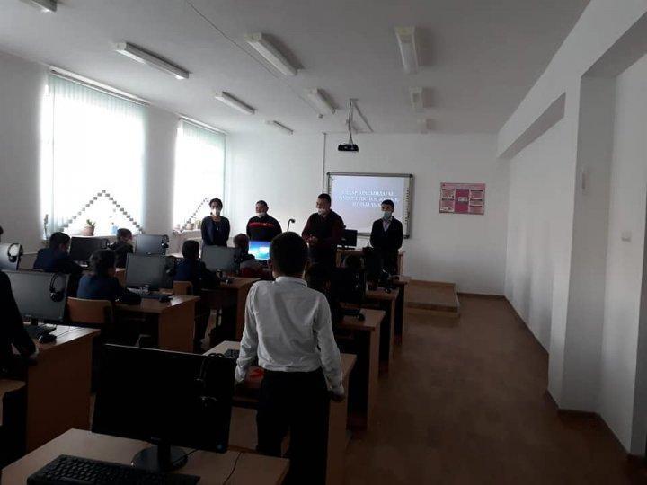 Шоқан Уәлиханов атындағы Бөлтірік шешен ауылы орта мектебінде 20 қараша -Халықаралық балаларды қорғау күніне арналған "Бала құқығы-адам құқығы"